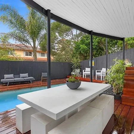 Sunshine Beach Bliss Inc Pool Exterior photo